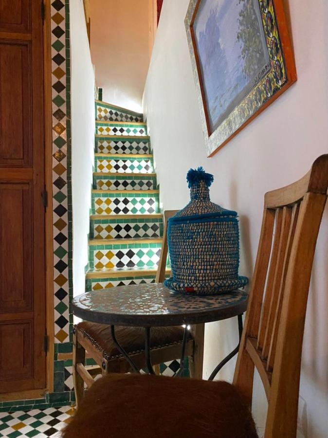 Riad Phoenix Fez Buitenkant foto