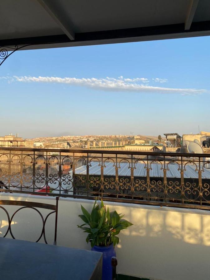 Riad Phoenix Fez Buitenkant foto