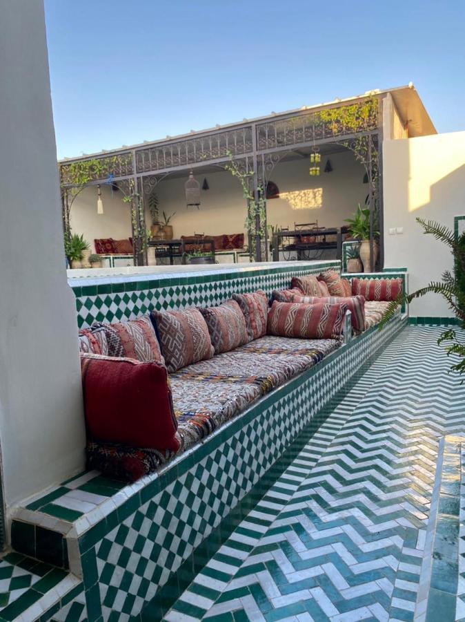 Riad Phoenix Fez Buitenkant foto